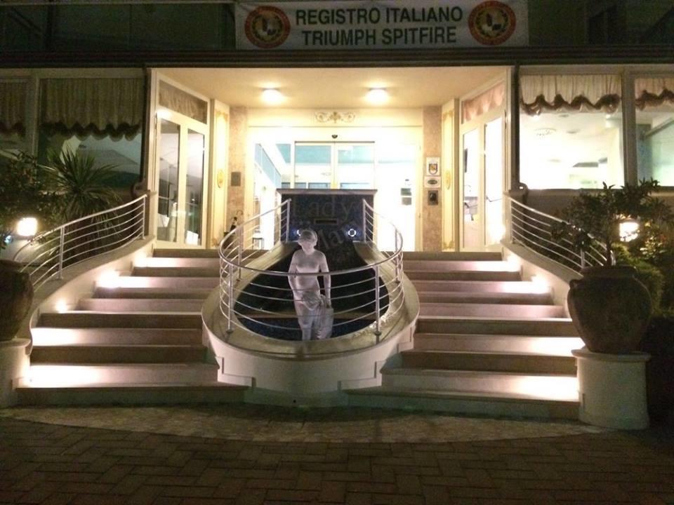 Hotel Lady Mary Milano Marittima Exterior foto