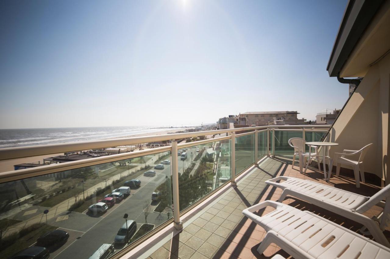 Hotel Lady Mary Milano Marittima Exterior foto